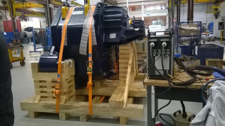 MULTIPLICADORA ECHESA PE880C_NUEVA para turbina eólica AE52