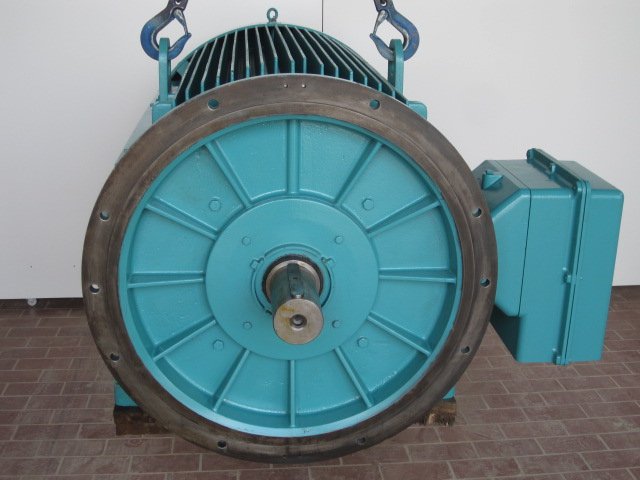 Generator AM450LP4/6 for TW500 wind turbines