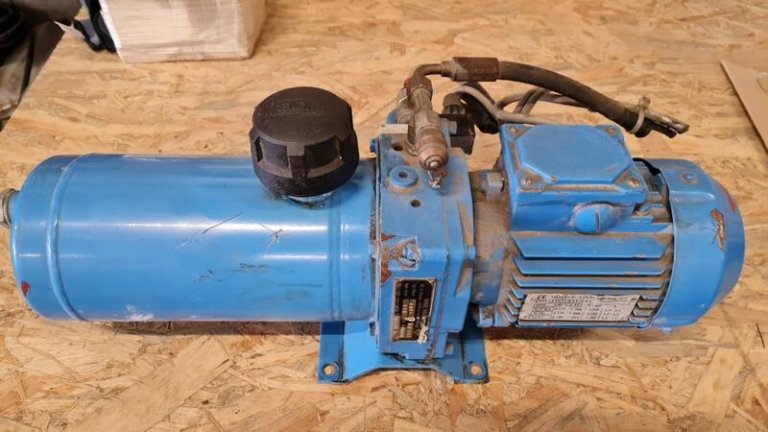 Hydraulische Haltebremse mit Handpumpe / hydraulic holding brake with handpump für Enercon E-40