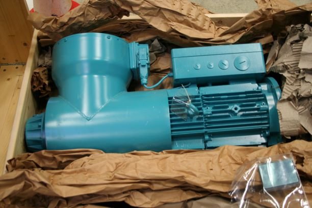 MOTOR,DC,STEIGUNGSGETRIEBE,60HZ,15V TACH