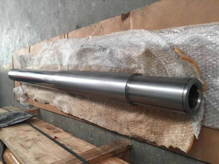 POLYGONZUG HALTERUNG