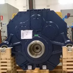 MULTIPLICADORA ECHESA PE880C_NUEVA para turbina eólica AE52 