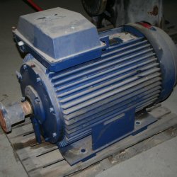 Small generator for Vestas V66 300 kW