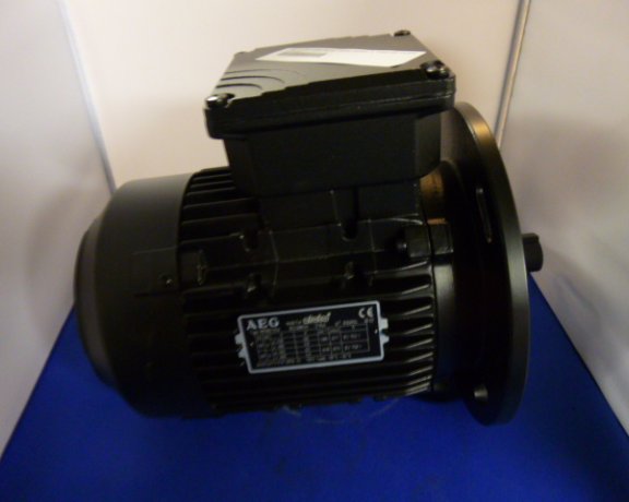 MOTOR YAW NEW 18/80 RENO 1,1KW B5 FL