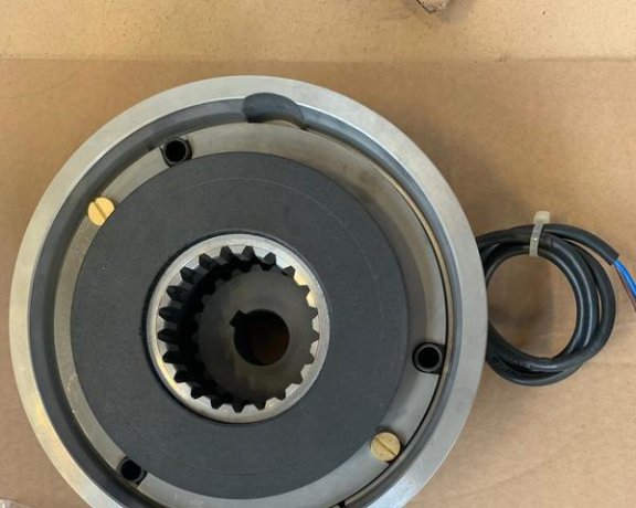 BREMSSATZ,PITCH MOTOR