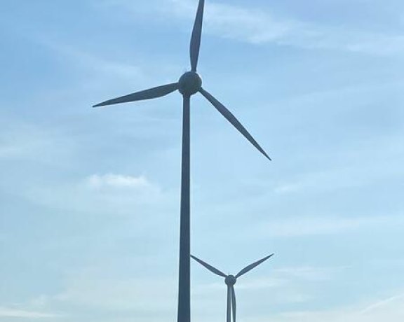 Enercon E40 6.44 E2, 600kw, torre de acero de 76m de 2002