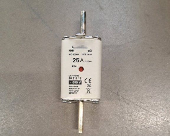 FUSE NH1, 25A, 690V, GG/GL <a href="/wind-turbine-brands/siemens-wind-turbine-parts-repairs" hreflang="en">Siemens</a> A9BSEN21883 