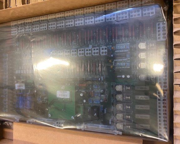 RELAY BOARD V106-5 (TOP)
