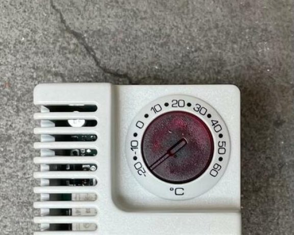 Thermostat -20-+60ºC 230VAC