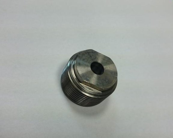 THREADED PLUG 1 1/4&quot; FOR THE LM 9.7 BLADE