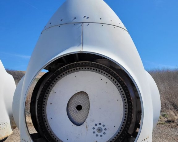 V80 1.8 MW Hub and Nose cone