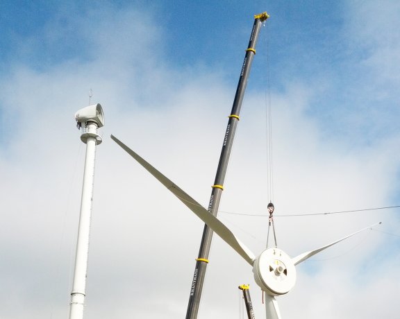 Wind turbine dismantling / erection ( ENERCON &amp; VESTAS )