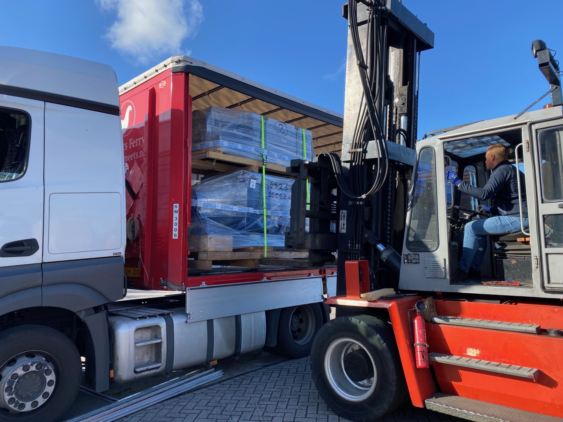 logistic wind turbine parts